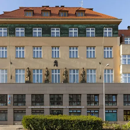Morris 4* Mladá Boleslav